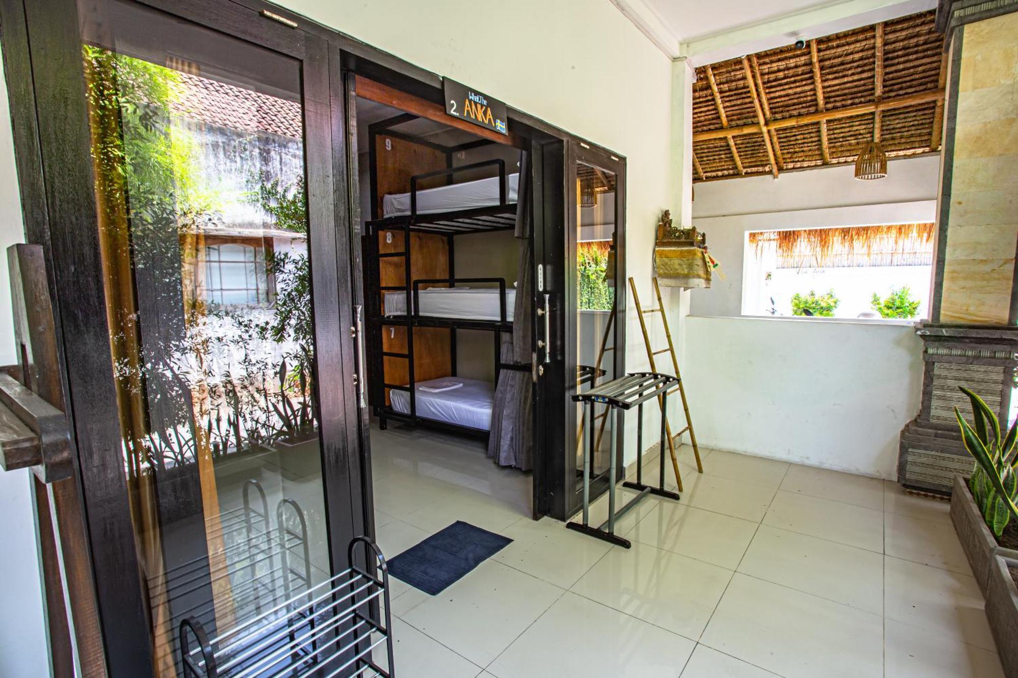 What The Duck Backpackers Canggu Exteriér fotografie