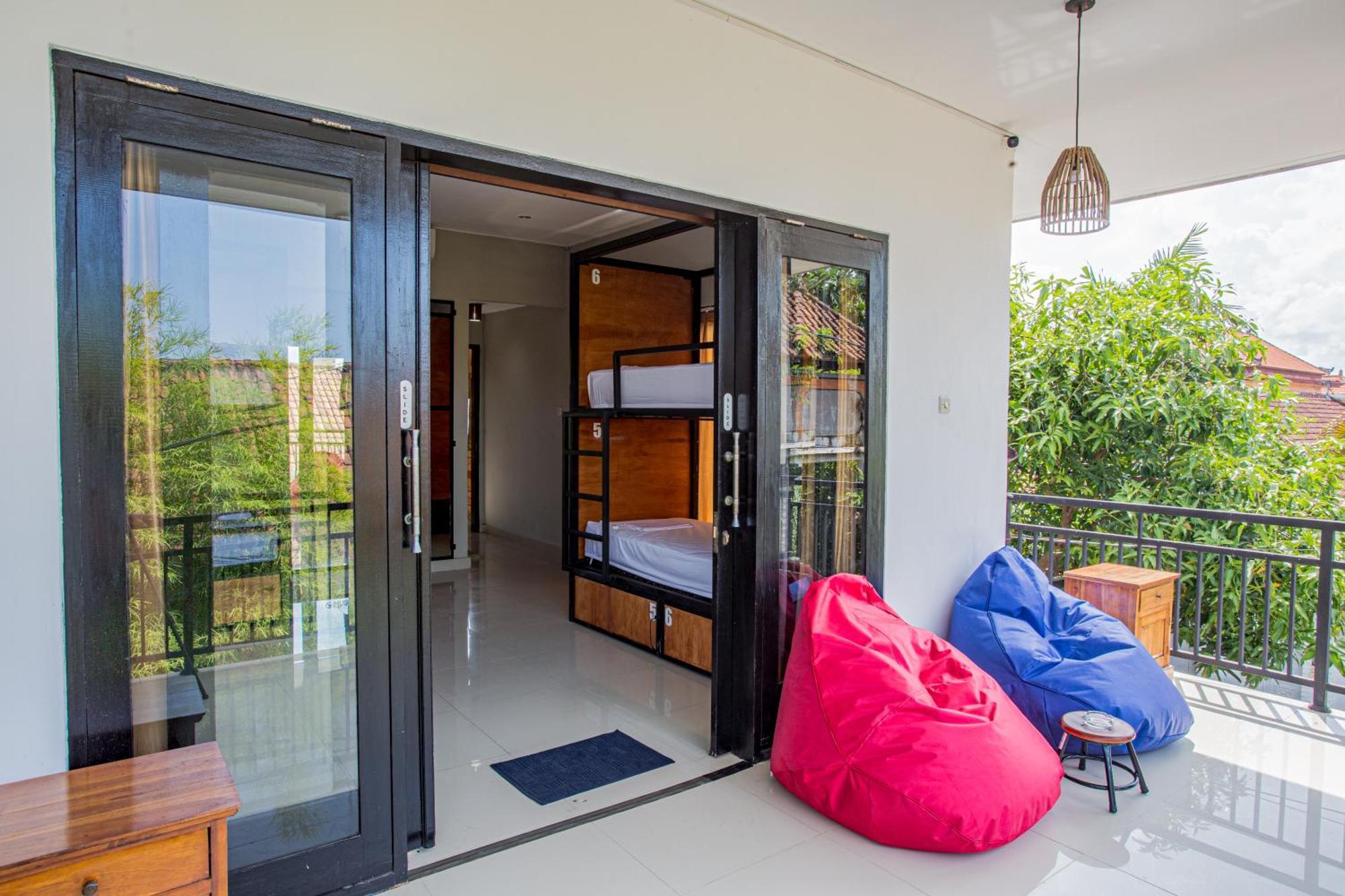What The Duck Backpackers Canggu Exteriér fotografie
