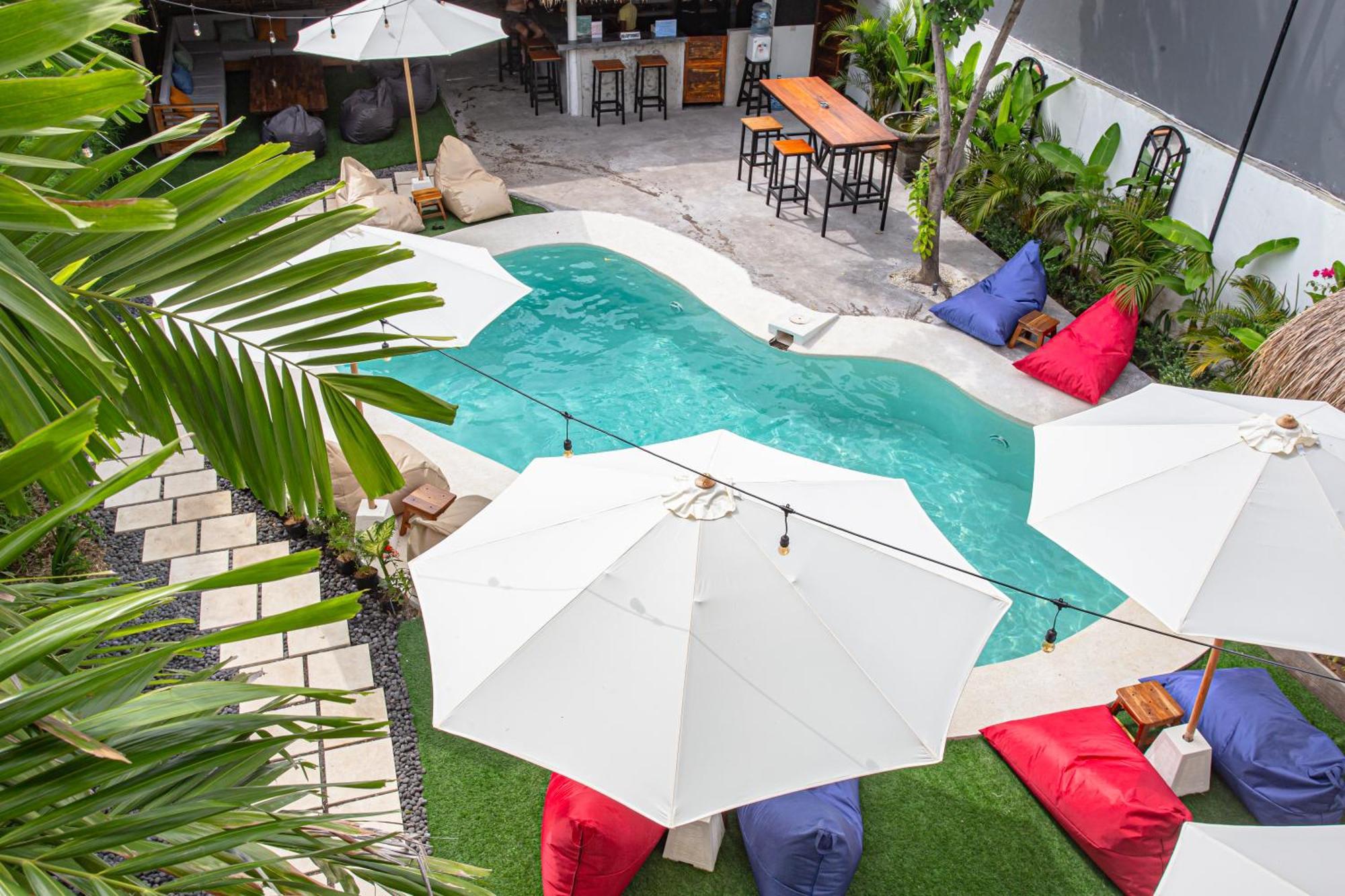 What The Duck Backpackers Canggu Exteriér fotografie